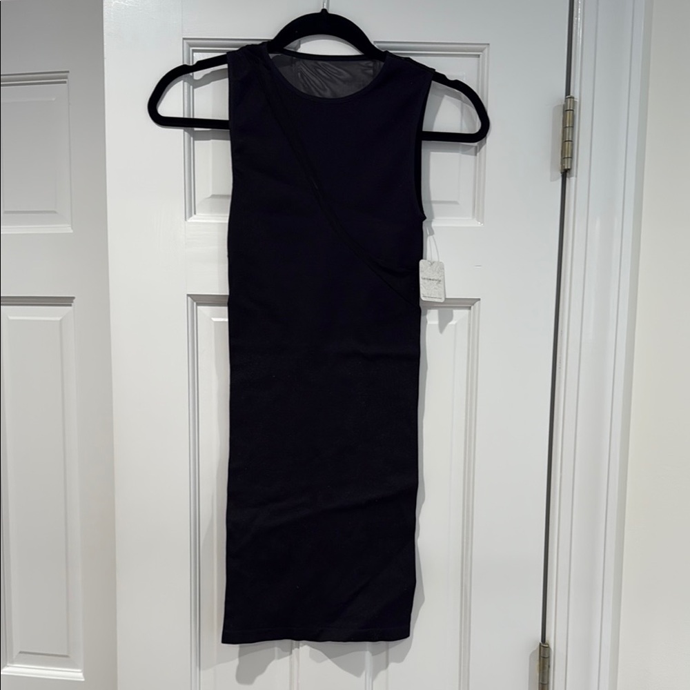 Elegant Black Sleeveless Dress